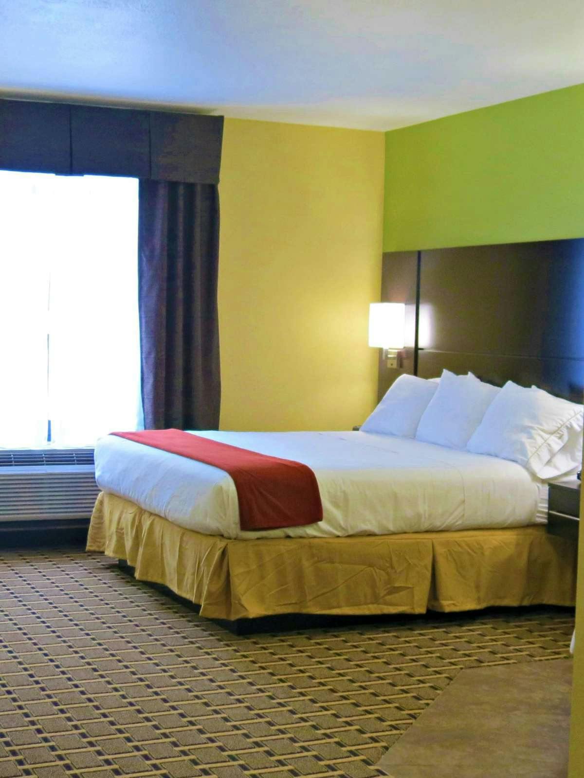 Hotel Holiday Inn Express Hotel & Suites Charleston Nw Cross Lanes photo 1