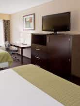 Hotel Holiday Inn Express Hotel & Suites Charleston Southridge photo 2