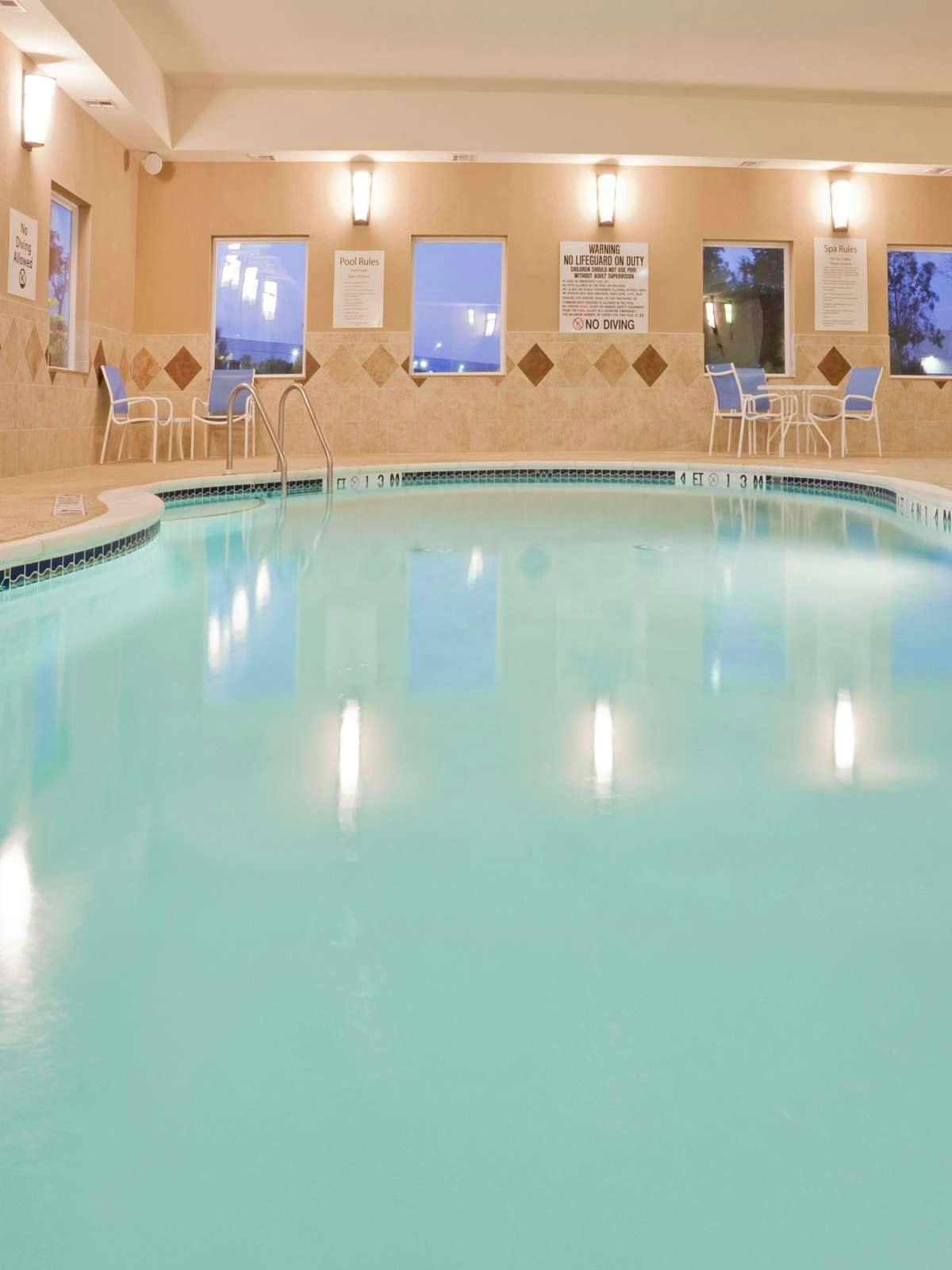 Hotel Holiday Inn Express Hotel & Suites Dallas West photo 4