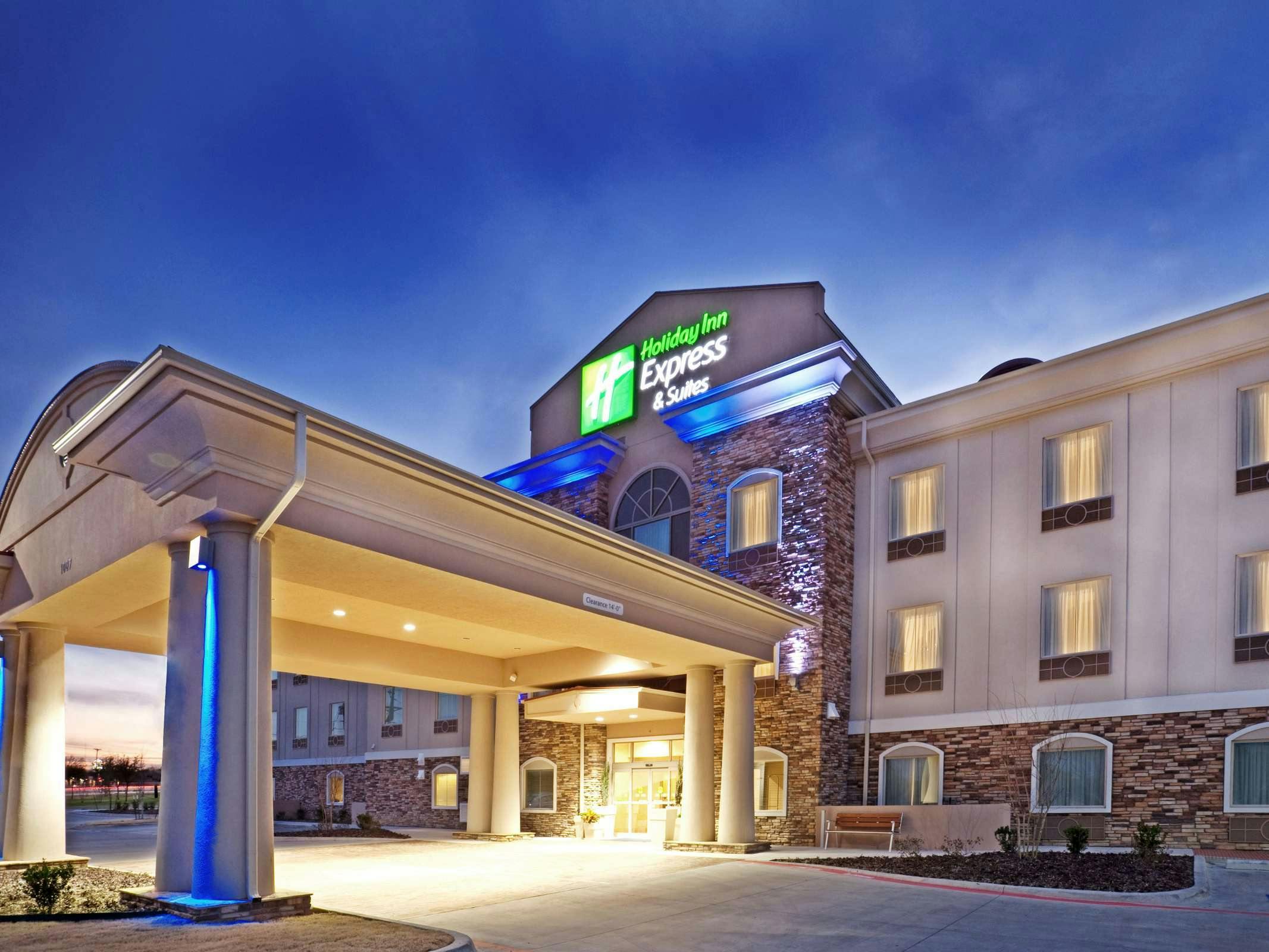 Holiday Inn Express Hotel & Suites Cedar Hill