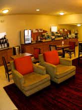 Hotel Holiday Inn Express Hotel & Suites Carmel photo 5