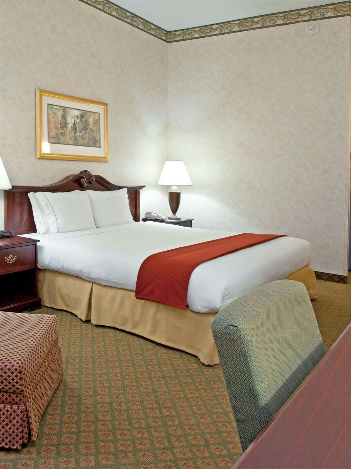 Hotel Holiday Inn Express Hotel & Suites North Lima photo 1