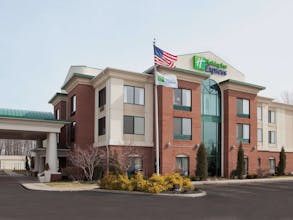 Holiday Inn Express Hotel & Suites North Lima