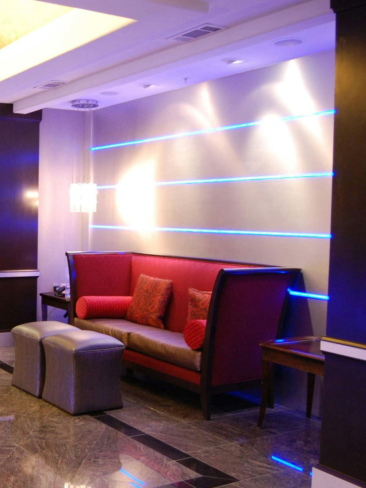 Hotel Holiday Inn Express Hotel & Suites North Plano photo 4