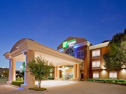 Holiday Inn Express Hotel & Suites North Plano