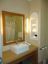 Hotel Holiday Inn Express Hotel & Suites North Plano photo 3