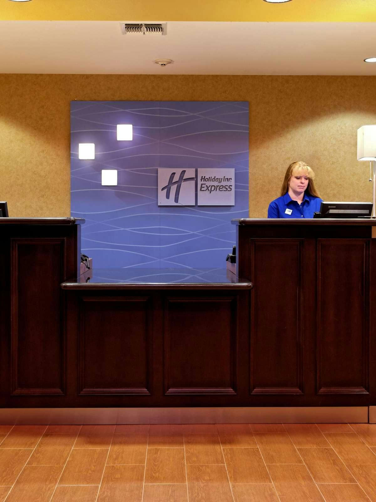 Hotel Holiday Inn Express Hotel & Suites Odessa photo 2