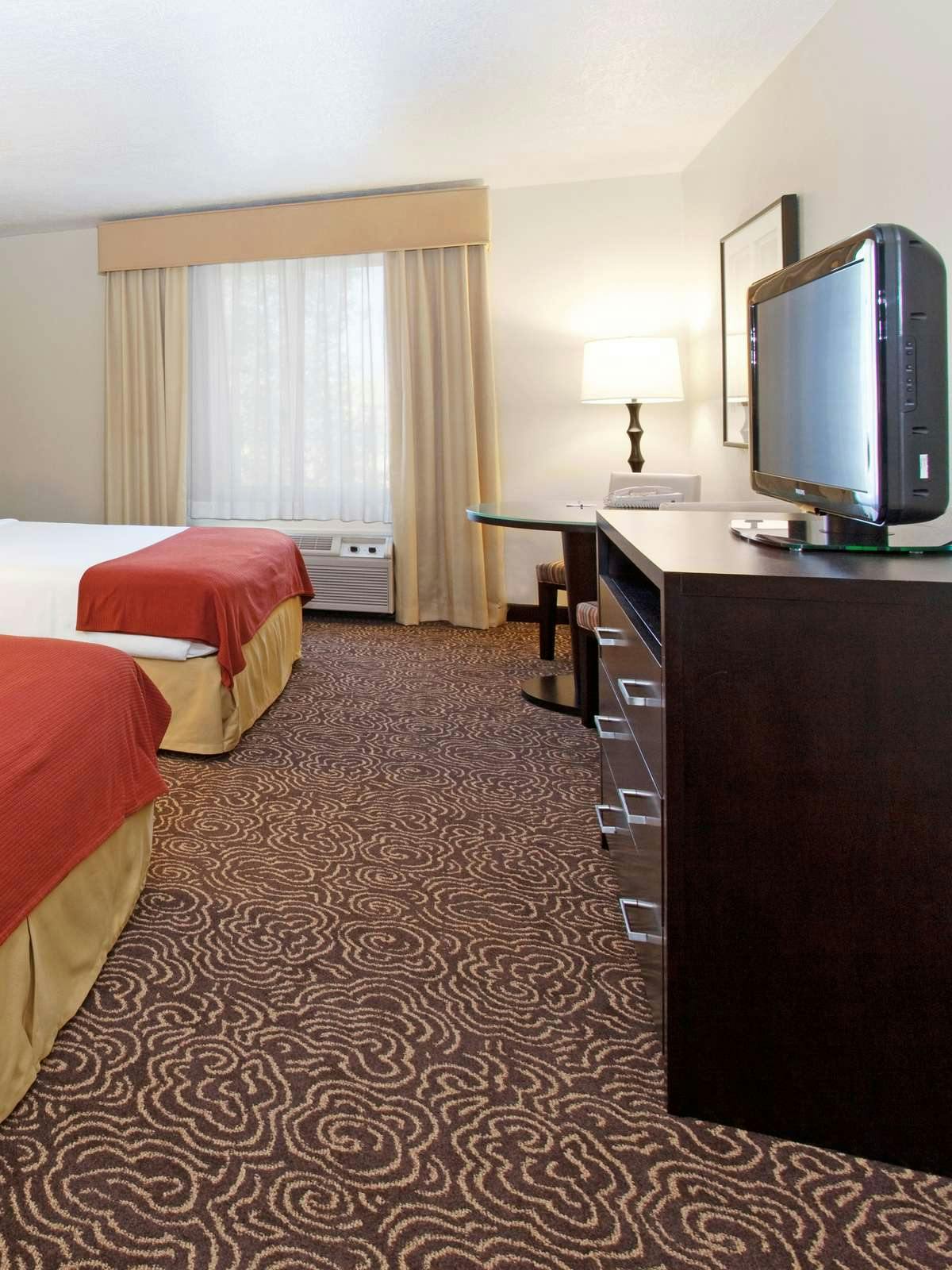 Hotel Holiday Inn Express Hotel & Suites Ogden photo 2