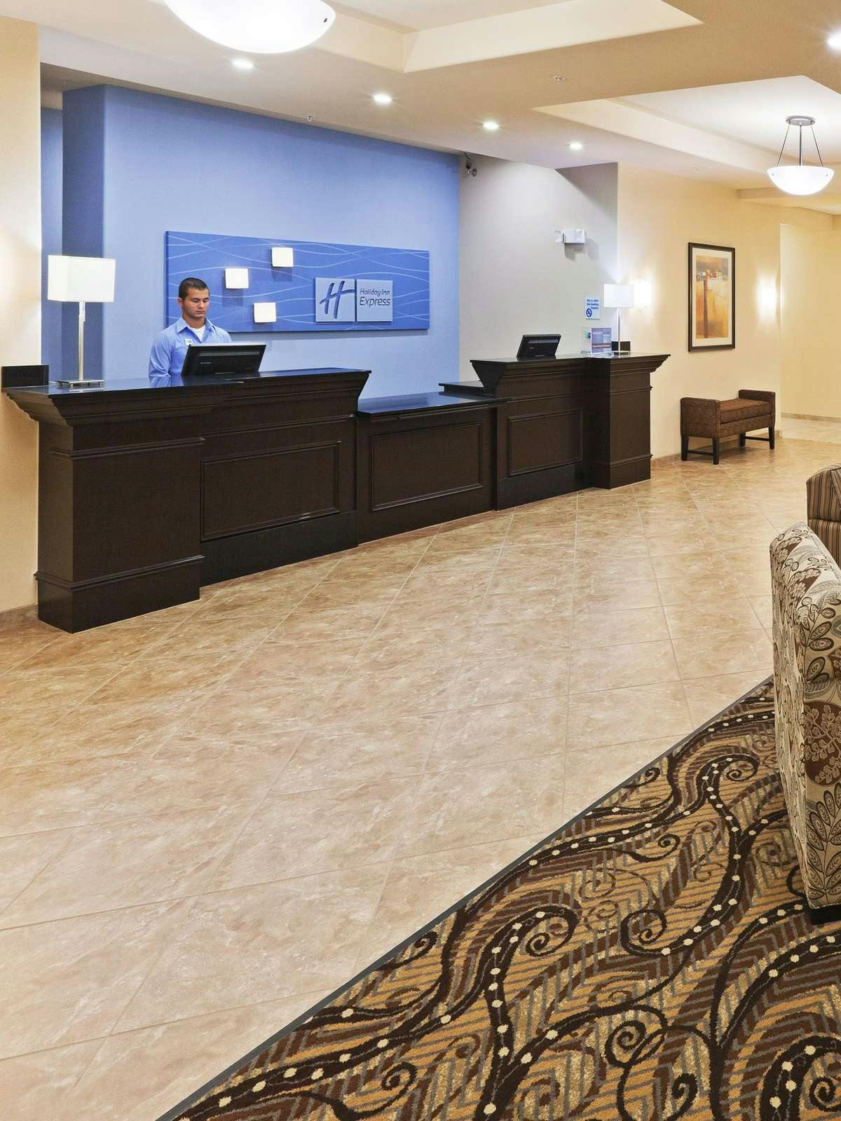 Hotel Holiday Inn Express Hotel & Suites Oklahoma City NW Quail Springs photo 4