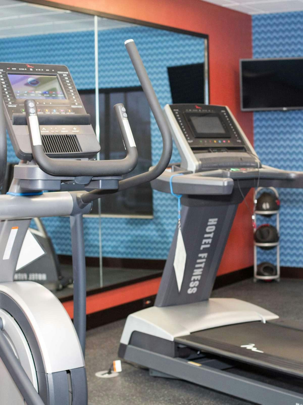 Hotel Holiday Inn Express Hotel & Suites Oklahoma City Southeast I 35 photo 5