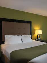 Hotel Holiday Inn Express Hotel & Suites Northwood photo 1
