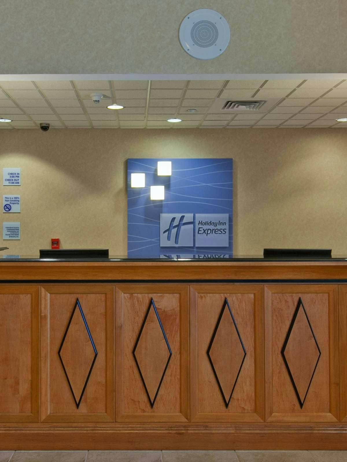 Hotel Holiday Inn Express Hotel & Suites Bradenton East Lakewood Ranch photo 3