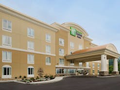 Holiday Inn Express Hotel & Suites Caryville