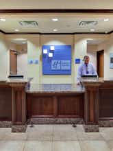 Hotel Holiday Inn Express Hotel & Suites Novi photo 5