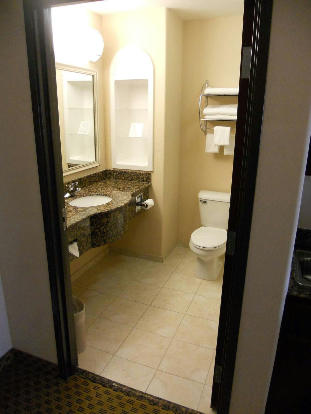 Hotel Holiday Inn Express Hotel & Suites Oklahoma City West Yukon photo 3