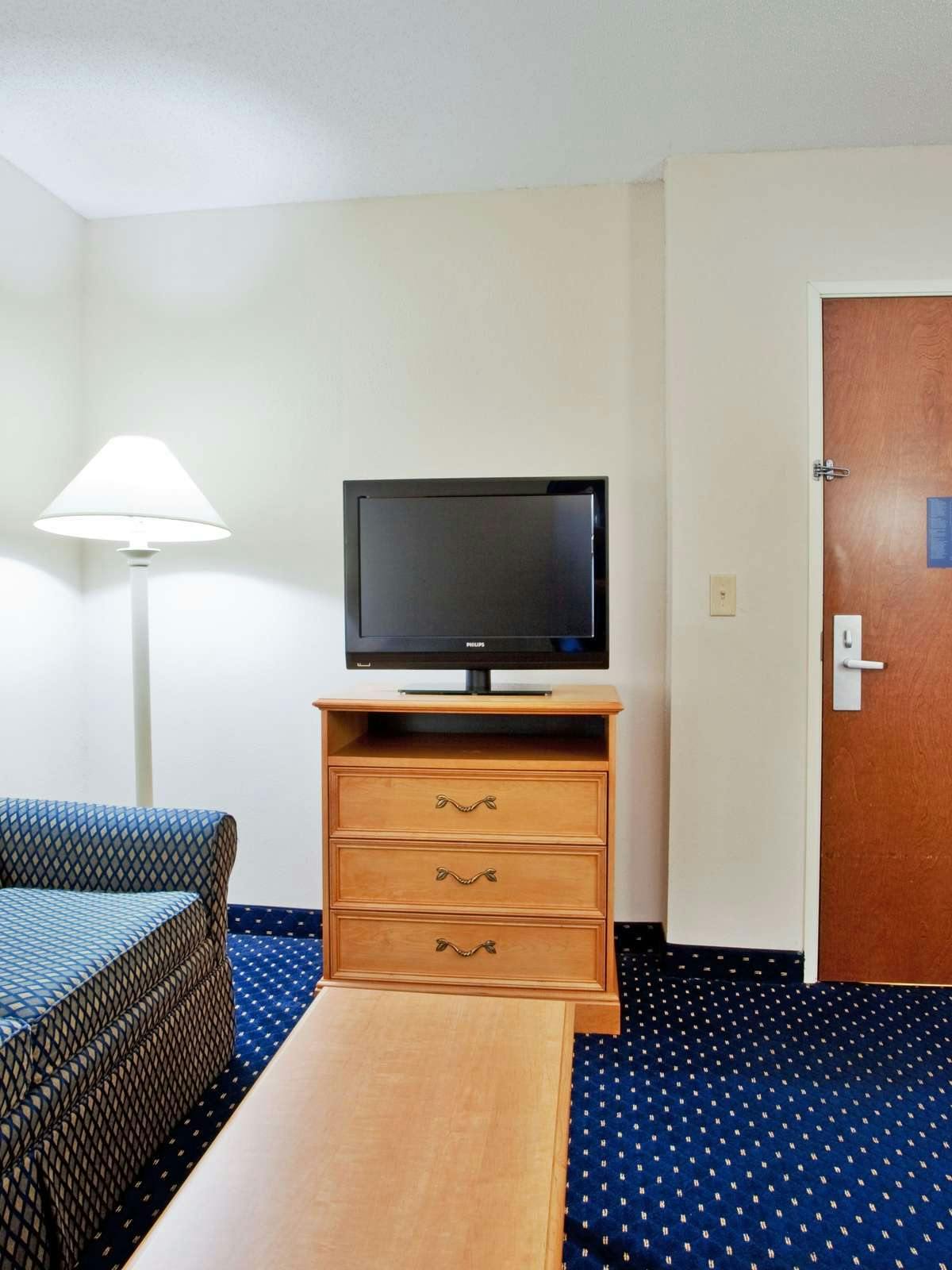 Hotel Holiday Inn Express Hotel & Suites Ashland photo 2