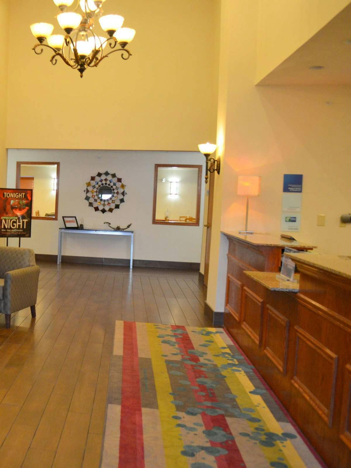 Hotel Holiday Inn Express Hotel & Suites Omaha West photo 4