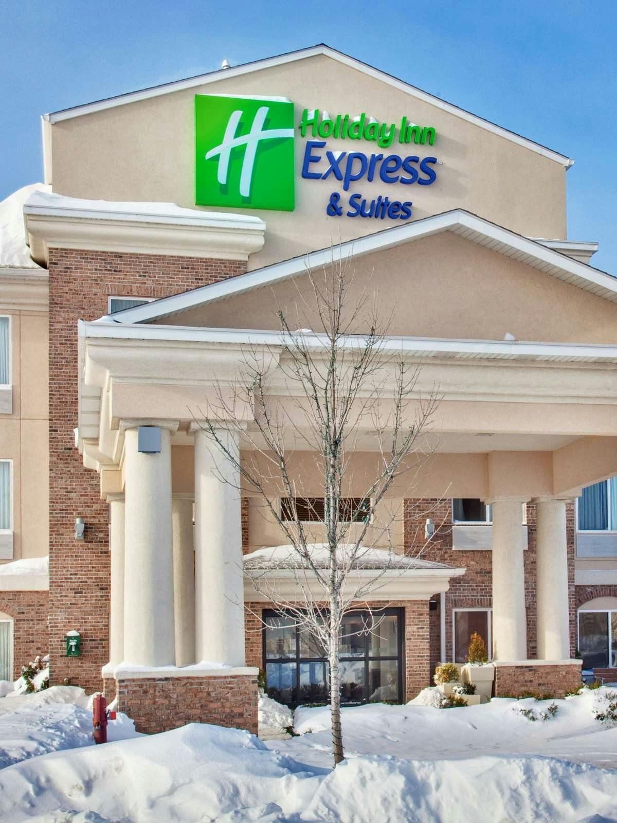Holiday Inn Express Hotel & Suites Omaha West