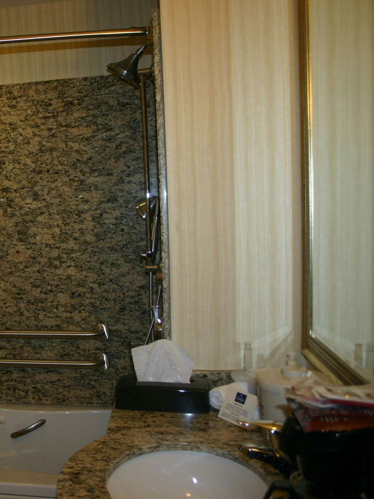 Hotel Holiday Inn Express Hotel & Suites Ontario photo 3