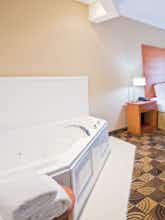 Hotel Holiday Inn Express Hotel & Suites Bainbridge photo 2