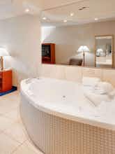 Hotel Holiday Inn Express Hotel & Suites Barrie photo 2