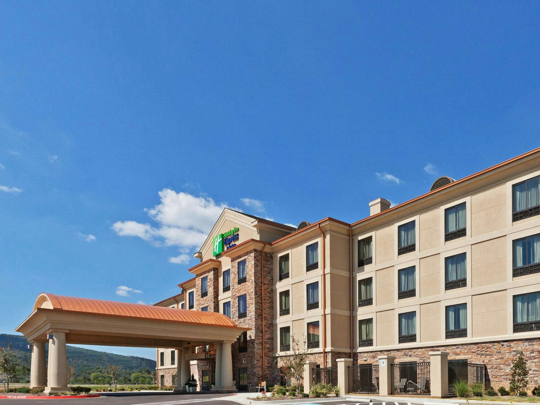 Holiday Inn Express Hotel & Suites Poteau