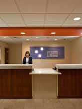 Hotel Holiday Inn Express Hotel & Suites Sea-Tac photo 3
