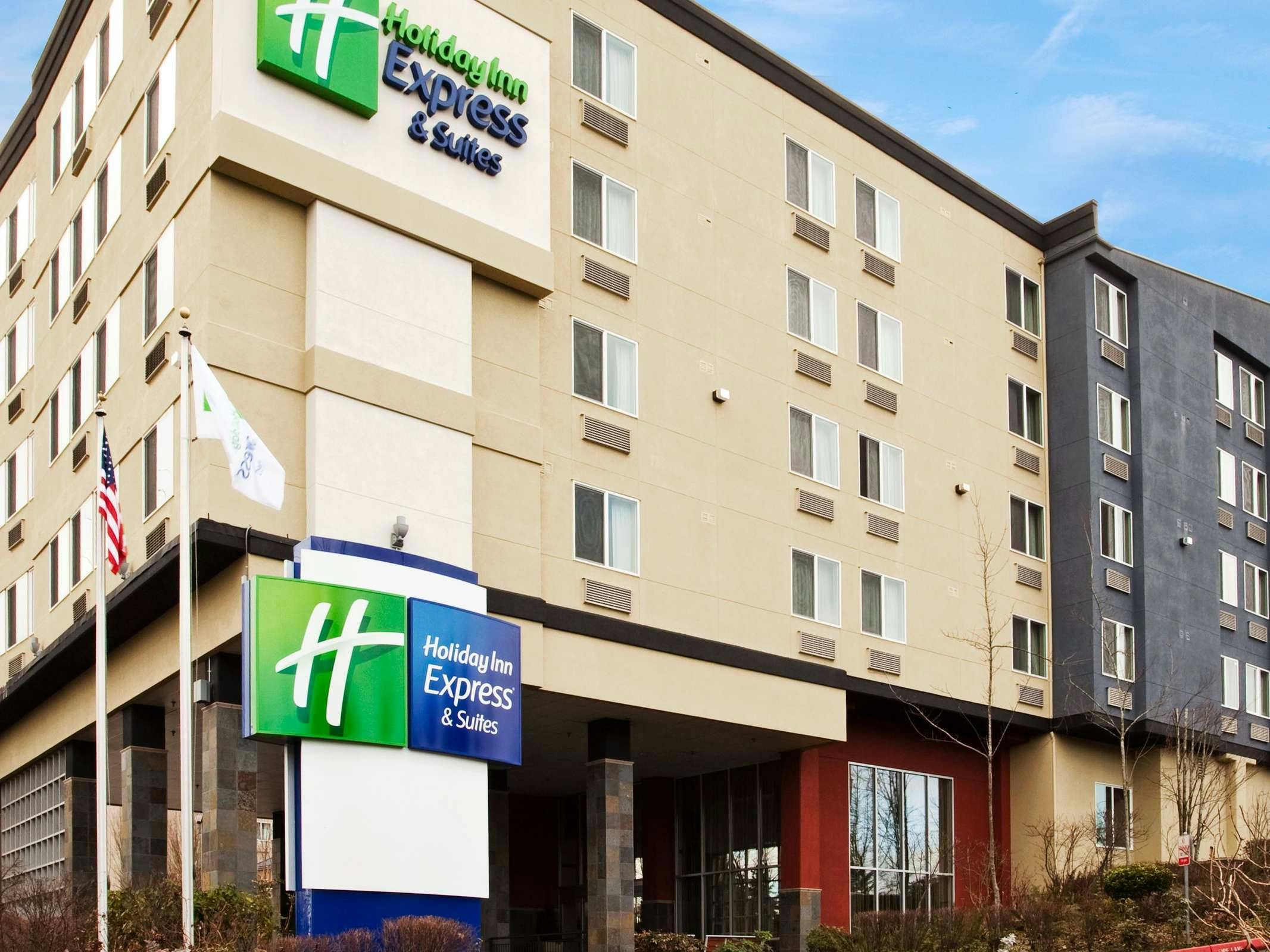 Holiday Inn Express Hotel & Suites Sea-Tac