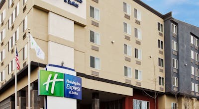 Holiday Inn Express Hotel & Suites Sea-Tac