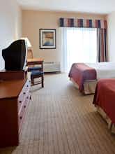 Hotel Holiday Inn Express Hotel & Suites Seaside Convention Center photo 2