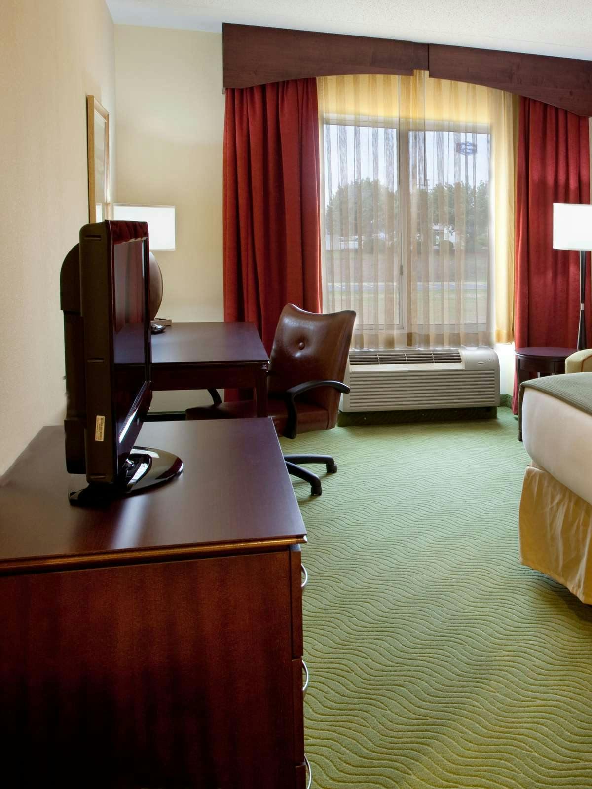 Hotel Holiday Inn Express Hotel & Suites Spartanburg North photo 2