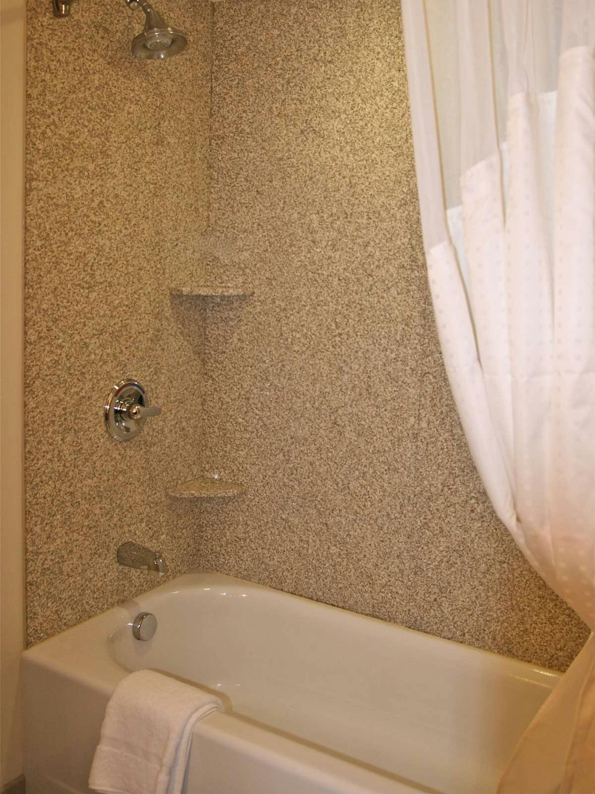 Hotel Holiday Inn Express Hotel & Suites OSU photo 3