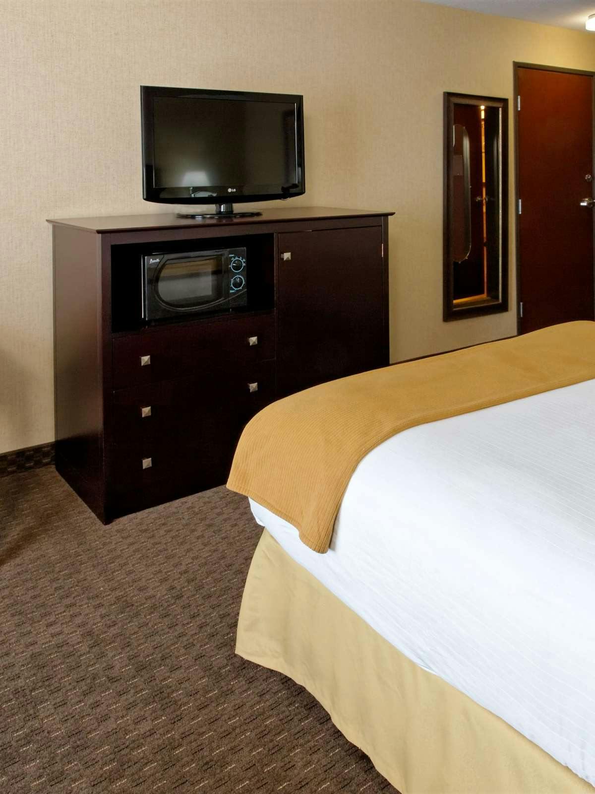 Hotel Holiday Inn Express Hotel & Suites Portland Jantzen Beach photo 2