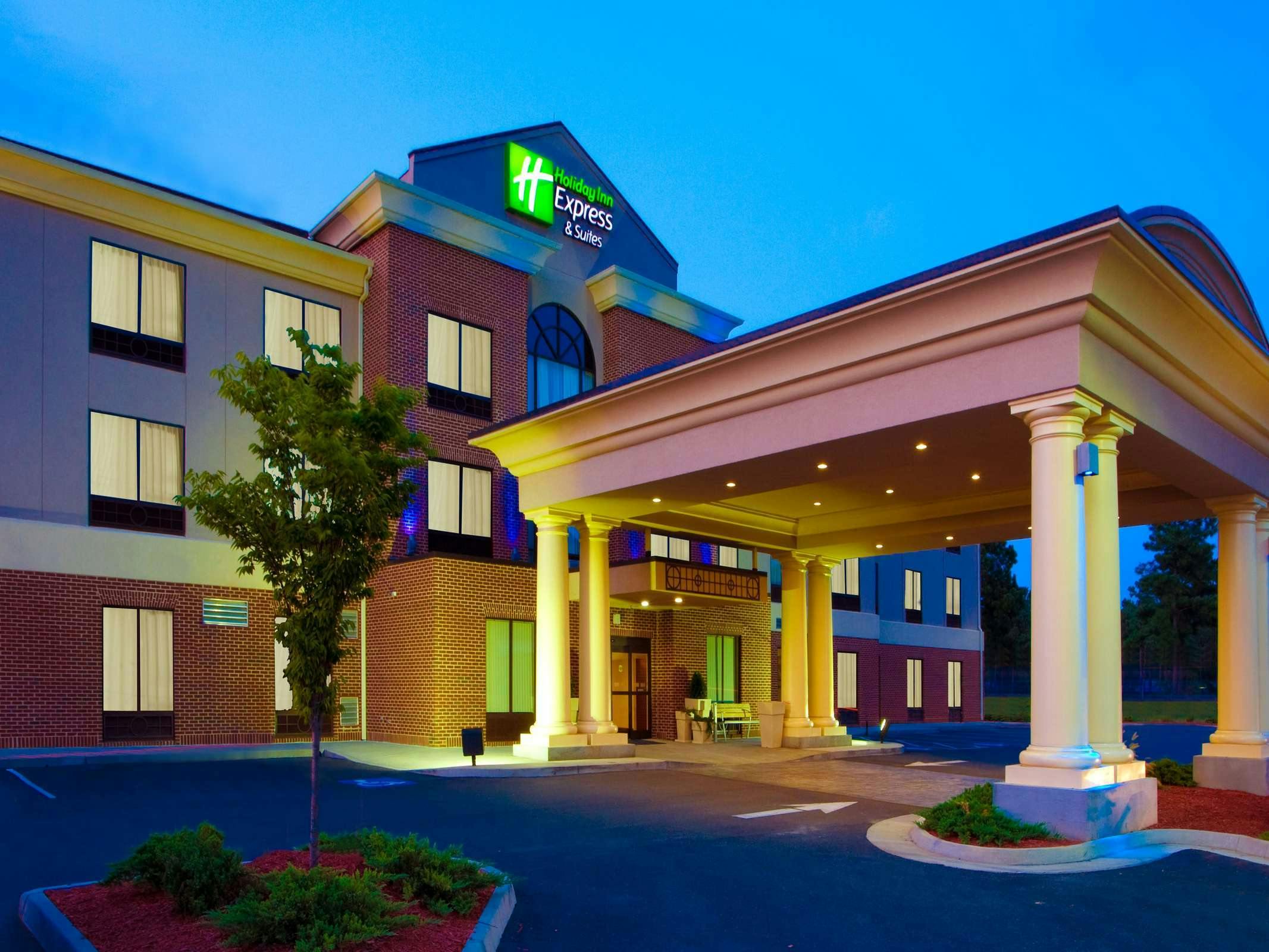 Holiday Inn Express Hotel & Suites Tappahannock