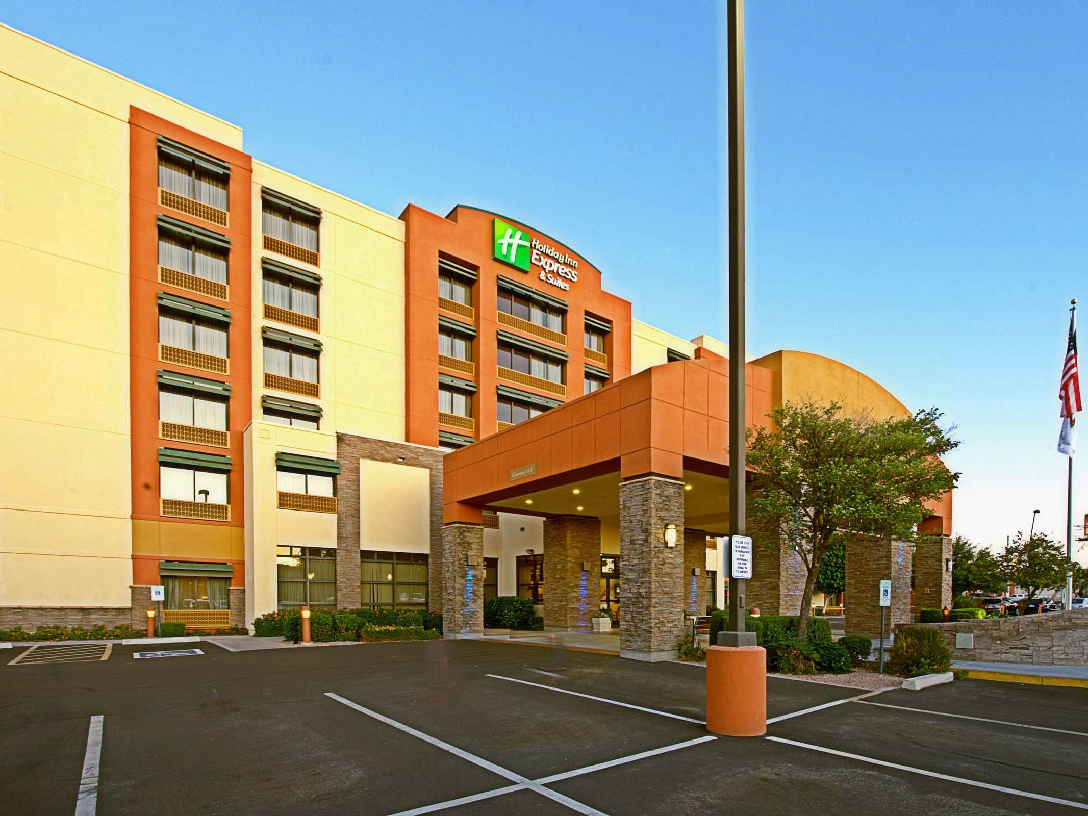 Holiday Inn Express Hotel & Suites Tempe