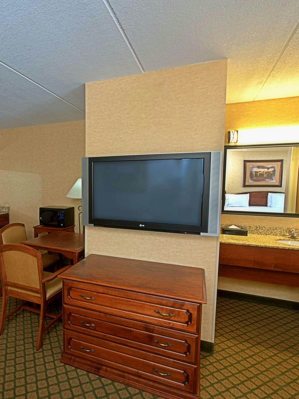 Hotel Holiday Inn Express Hotel & Suites Tempe photo 2