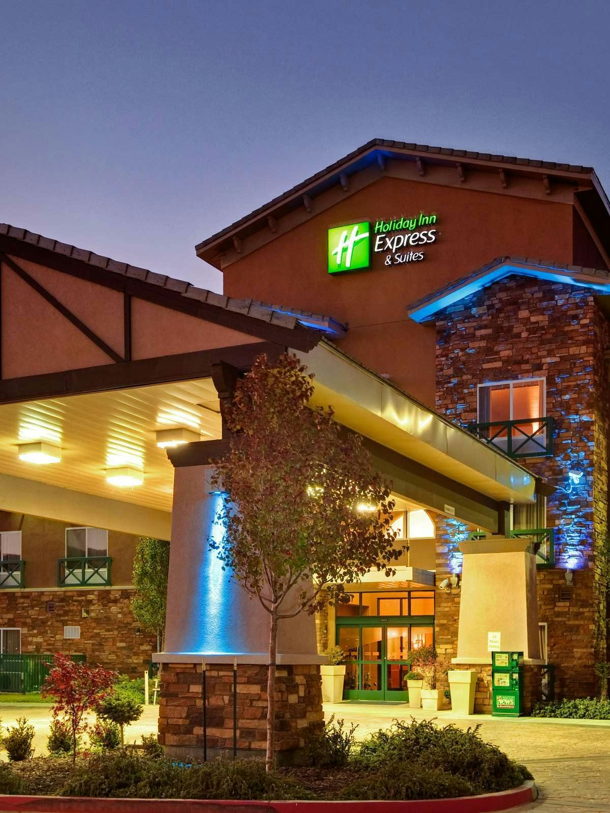 Hotel Holiday Inn Express Hotel & Suites Tehachapi photo 4
