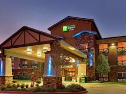 Holiday Inn Express Hotel & Suites Tehachapi