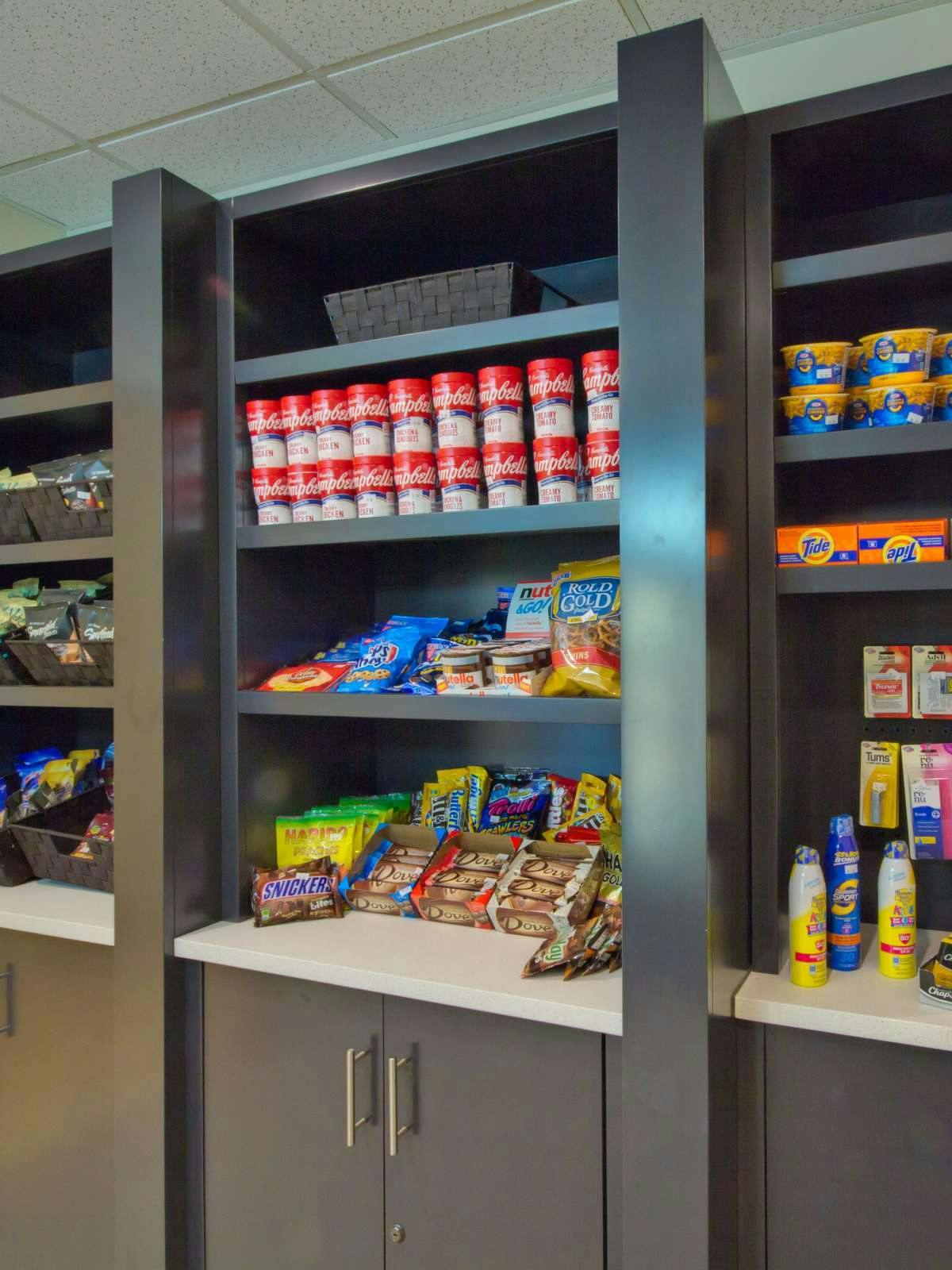 Hotel Holiday Inn Express Tampa I-75 photo 5