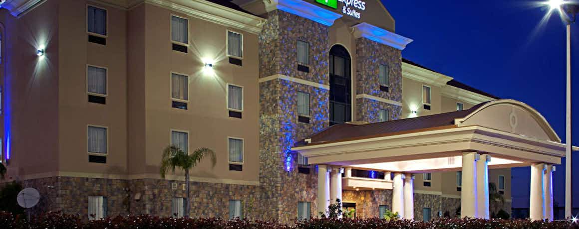 Holiday Inn Express Suites Texas City