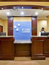 Hotel Holiday Inn Express & Suites TEXARKANA photo 4