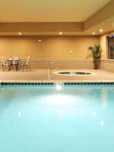 Hotel Holiday Inn Express Hotel & Suites Texarkana East photo 5