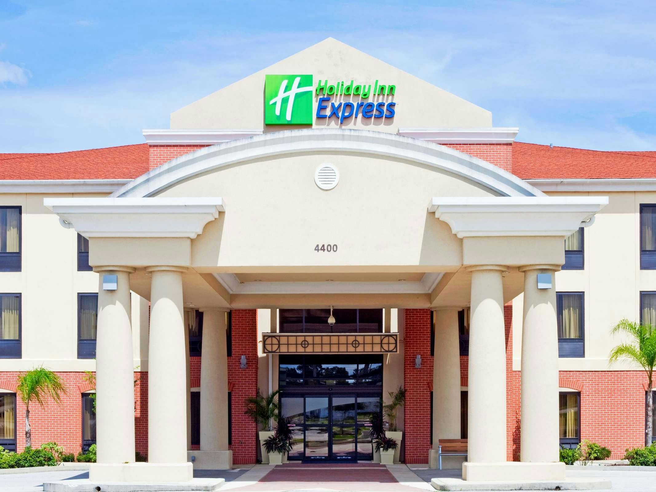 Holiday Inn Express Hotel & Suites Sebring