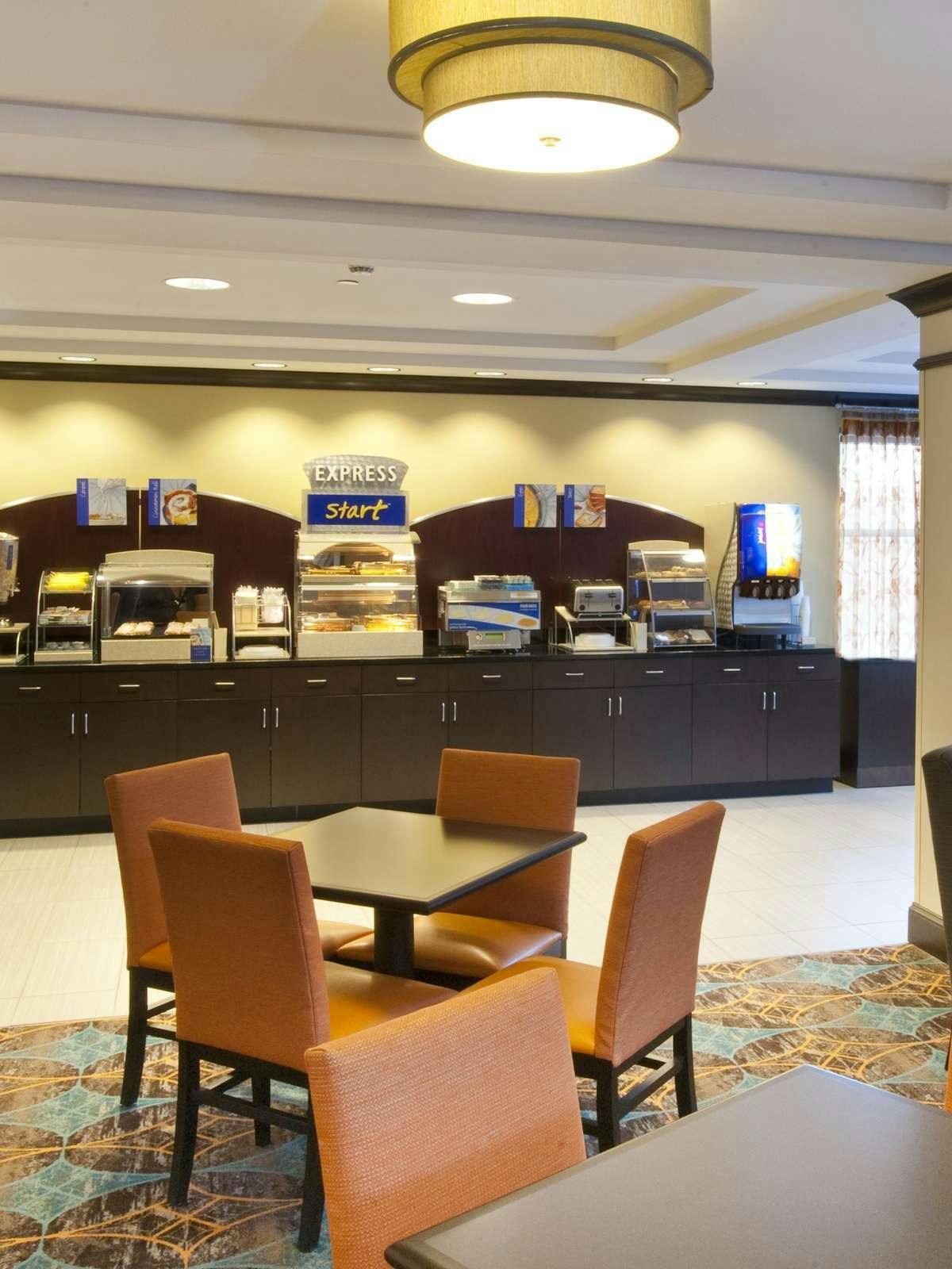 Hotel Holiday Inn Express Hotel & Suites Selinsgrove photo 2