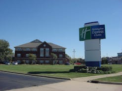 Holiday Inn Express Hotel & Suites Southfield
