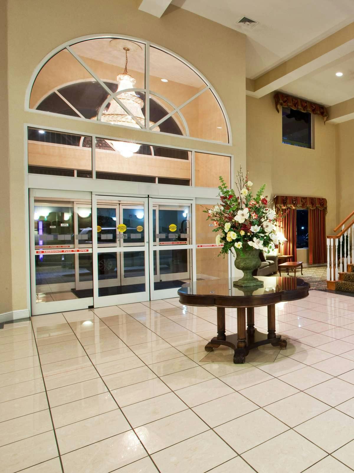 Hotel Holiday Inn Express Hotel & Suites Thomasville photo 3