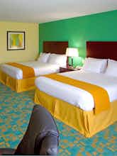 Hotel Holiday Inn Express Hotel & Suites Thornburg photo 1