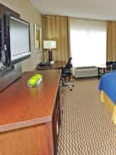 Hotel Holiday Inn Express Hotel & Suites Toronto Markham photo 2