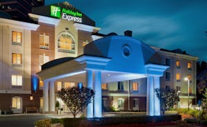 Holiday Inn Express Hotel & Suites Tower Center New Brunswick