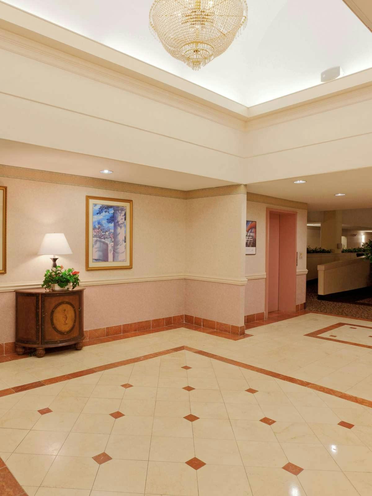 Hotel Holiday Inn Express Hotel & Suites Trussville photo 3